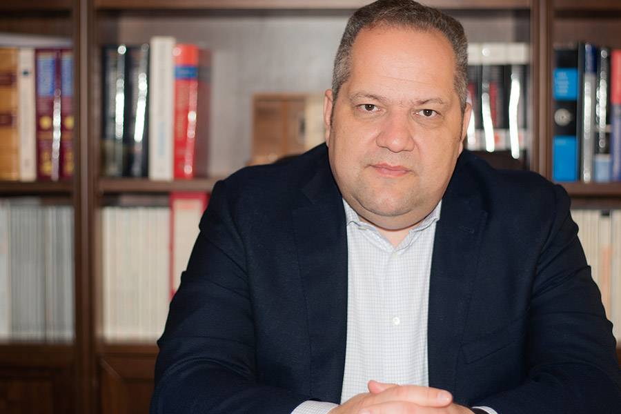 &Delta;&epsilon;&lambda;&lambda;ή&sigmaf; &Gamma;&rho;&eta;&gamma;ό&rho;&iota;&omicron;&sigmaf;