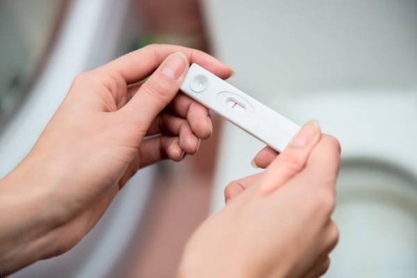 &Alpha;&nu;&epsilon;&pi;&iota;&theta;ύ&mu;&eta;&tau;&eta; &epsilon;&gamma;&kappa;&upsilon;&mu;&omicron;&sigma;ύ&nu;&eta; &mu;&epsilon;&tau;ά &tau;&alpha; 40; &Kappa;&alpha;&iota; ό&mu;&omega;&sigmaf; &epsilon;ί&nu;&alpha;&iota; &sigma;&upsilon;&chi;&nu;ό &phi;&alpha;&iota;&nu;ό&mu;&epsilon;&nu;&omicron;!