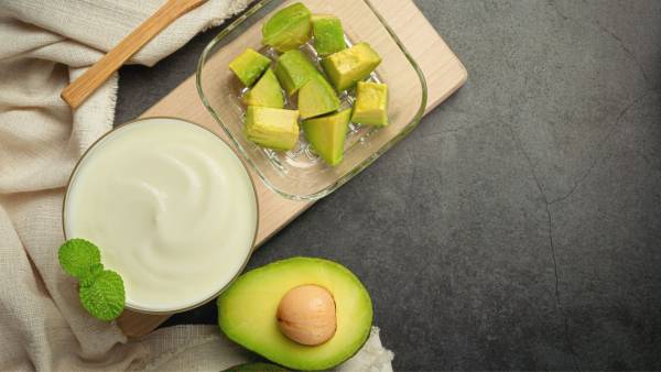 Αβοκάντο &amp; Γονιμότητα: Ένας Πράσινος Σύμμαχος για τη Γυναίκα