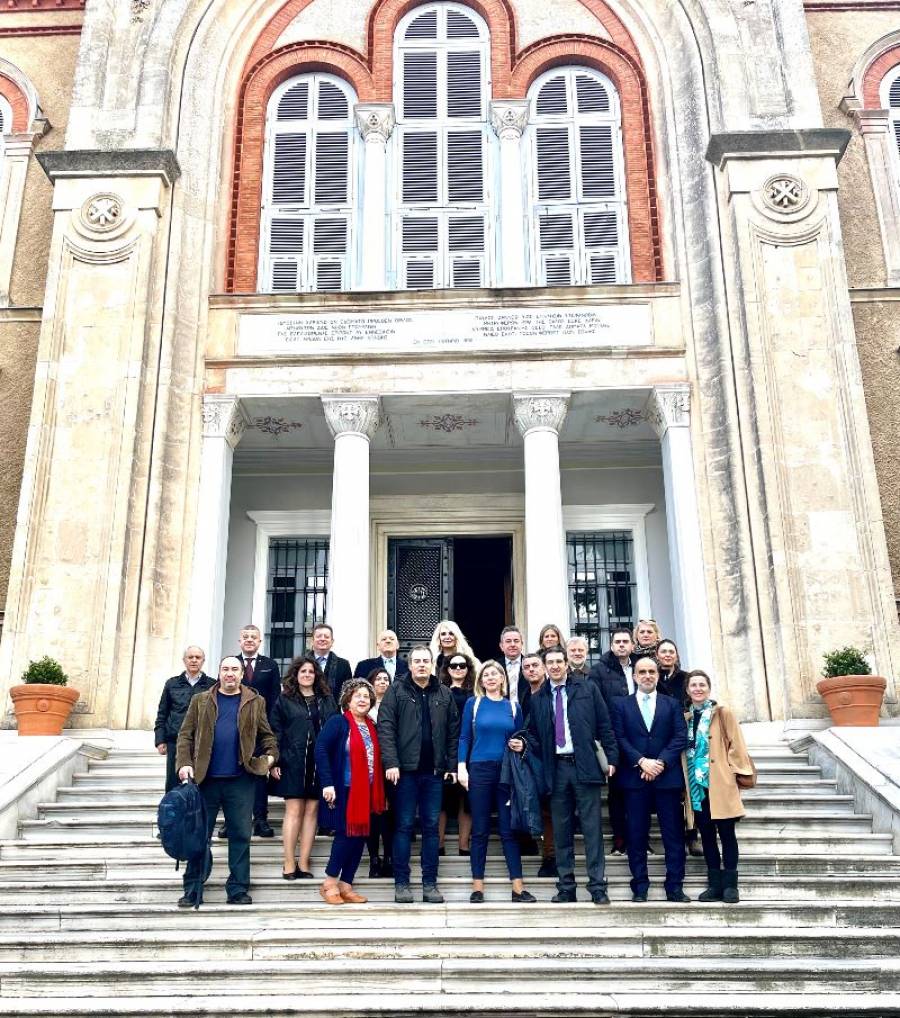 2&omicron; &Delta;&iota;&epsilon;&theta;&nu;έ&sigmaf; &Sigma;&upsilon;&nu;έ&delta;&rho;&iota;&omicron; Eco &Epsilon;&upsilon; &Zeta;&eta;&nu; &mu;&epsilon; &tau;&eta;&nu; &pi;&alpha;&rho;&omicron;&upsilon;&sigma;ί&alpha; &tau;&omicron;&upsilon; &Omicron;&iota;&kappa;&omicron;&upsilon;&mu;&epsilon;&nu;&iota;&kappa;&omicron;ύ &Pi;&alpha;&tau;&rho;&iota;ά&rho;&chi;&eta; &kappa;.&kappa;. &Beta;&alpha;&rho;&theta;&omicron;&lambda;&omicron;&mu;&alpha;ί&omicron;&upsilon; &Alpha;&rsquo;: &Pi;&omicron;&iota;&epsilon;&sigmaf; &omicron;&iota; &epsilon;&pi;&iota;&pi;&tau;ώ&sigma;&epsilon;&iota;&sigmaf; &tau;&eta;&sigmaf; &kappa;&lambda;&iota;&mu;&alpha;&tau;&iota;&kappa;ή&sigmaf; &alpha;&lambda;&lambda;&alpha;&gamma;ή&sigmaf; &sigma;&tau;&eta;&nu; &omicron;&iota;&kappa;&omicron;&gamma;έ&nu;&epsilon;&iota;&alpha; &kappa;&alpha;&iota; &sigma;&tau;&eta;&nu; &alpha;&nu;&alpha;&pi;&alpha;&rho;&alpha;&gamma;&omega;&gamma;&iota;&kappa;ή &delta;&iota;&alpha;&delta;&iota;&kappa;&alpha;&sigma;ί&alpha;;