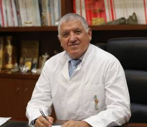 Κωνσταντίνος Πάντος:  Ένας «μπαμπάς» με περισσότερα από 30.000 παιδιά