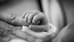 Παγκόσμια πτώση γεννήσεων: 5 πράγματα που πρέπει να ξέρεις