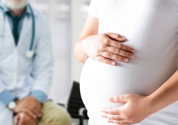 mRNA &epsilon;&mu;&beta;ό&lambda;&iota;&alpha; &kappa;&alpha;&iota; &epsilon;&gamma;&kappa;&upsilon;&mu;&omicron;&sigma;ύ&nu;&eta;:&Upsilon;&pi;ά&rho;&chi;&epsilon;&iota; &kappa;ί&nu;&delta;&upsilon;&nu;&omicron;&sigmaf; &alpha;&pi;&omicron;&beta;&omicron;&lambda;ή&sigmaf;;