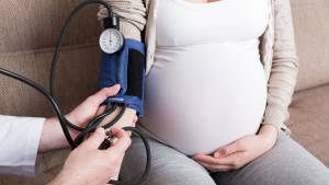 &Epsilon;&gamma;&kappa;&upsilon;&mu;&omicron;&sigma;ύ&nu;&eta;: &Gamma;&iota;&alpha;&tau;ί &alpha;&kappa;ό&mu;&alpha; &kappa;&alpha;&iota; &eta; &mu;&iota;&kappa;&rho;ή &alpha;ύ&xi;&eta;&sigma;&eta; &tau;&eta;&sigmaf; &pi;ί&epsilon;&sigma;&eta;&sigmaf; &chi;&rho;&epsilon;&iota;ά&zeta;&epsilon;&tau;&alpha;&iota; &pi;&rho;&omicron;&sigma;&omicron;&chi;ή, &sigma;ύ&mu;&phi;&omega;&nu;&alpha; &mu;&epsilon; &tau;&omicron;&upsilon;&sigmaf; &epsilon;&iota;&delta;&iota;&kappa;&omicron;ύ&sigmaf;