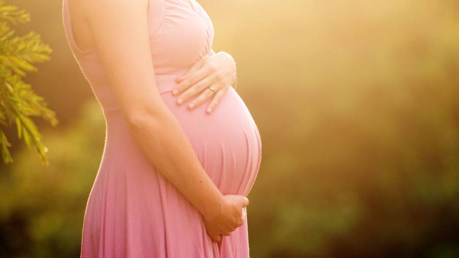 &Alpha;&pi;&omicron;&tau;&omicron;&xi;ί&nu;&omega;&sigma;&eta; &kappa;&alpha;&iota; &Epsilon;&gamma;&kappa;&upsilon;&mu;&omicron;&sigma;ύ&nu;&eta;: Ό&sigma;&alpha; &Pi;&rho;έ&pi;&epsilon;&iota; &nu;&alpha; &Gamma;&nu;&omega;&rho;ί&zeta;&epsilon;&tau;&epsilon;