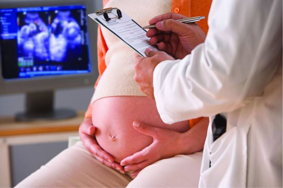 Προεκλαμψία: Σε ποιες περιπτώσεις ο κίνδυνος είναι μεγάλος και ποιες έγκυες κινδυνεύουν περισσότερο;